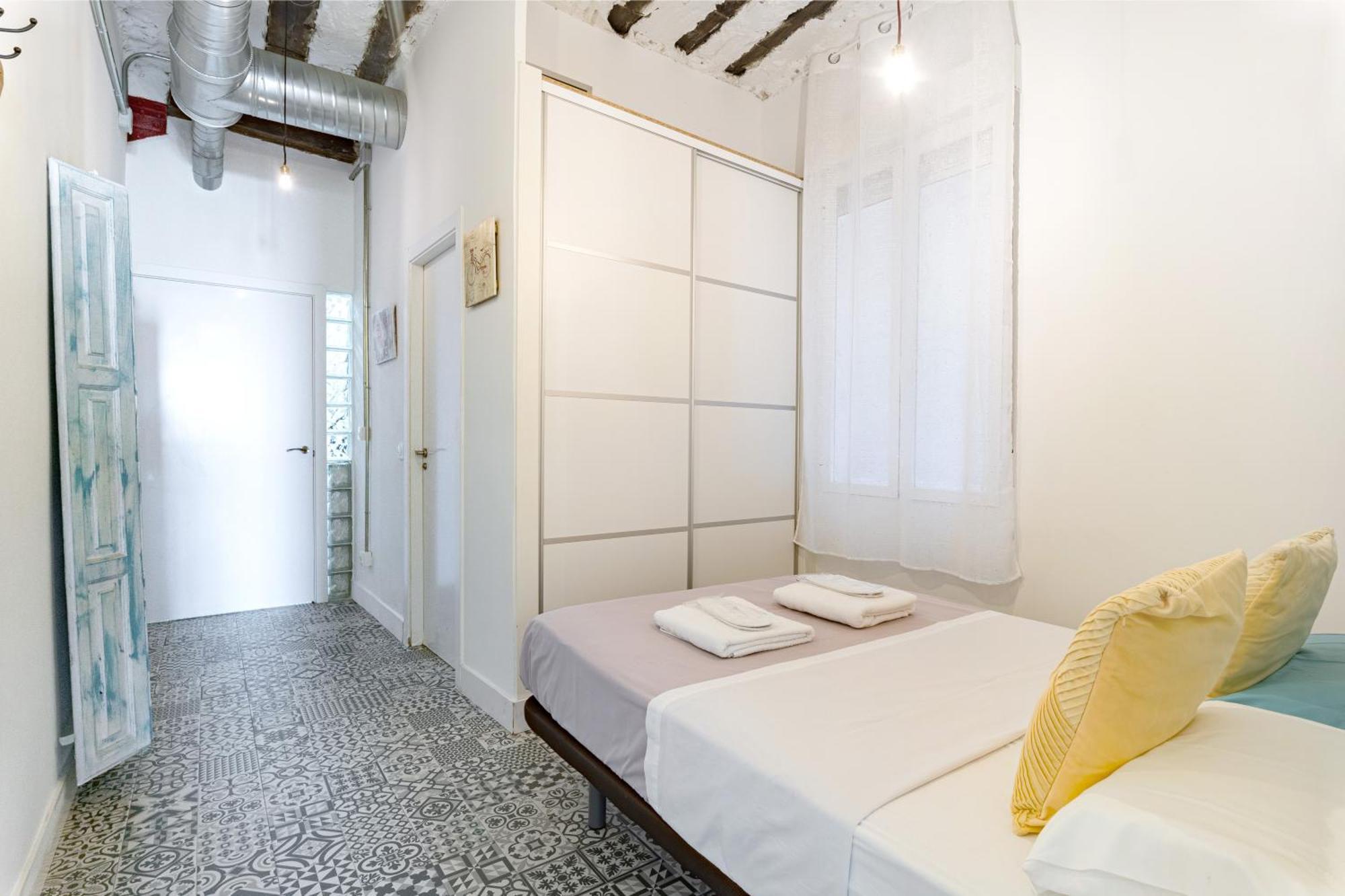 Vintage Apartment Near Puerta Del Sol Madrid Dış mekan fotoğraf