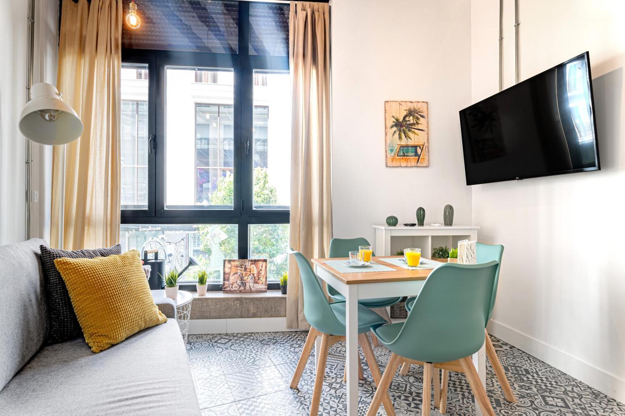 Vintage Apartment Near Puerta Del Sol Madrid Dış mekan fotoğraf